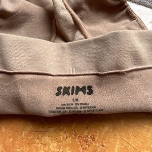 Skims sculpting thong - NWOT